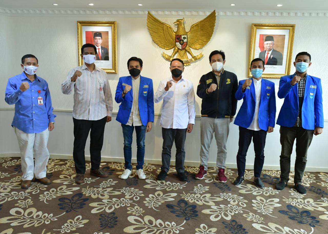 Menteri Pemuda dan Olahraga (Menpora) Zainudin Amali meminta agar organisasi kemahasiswaan dan kepemudaan terus melakukan pengaderan sehingga sirkulasi kader di organisasi terus berjalan dan tidak stagnan. (foto:bagus/kemenpora.go.id).