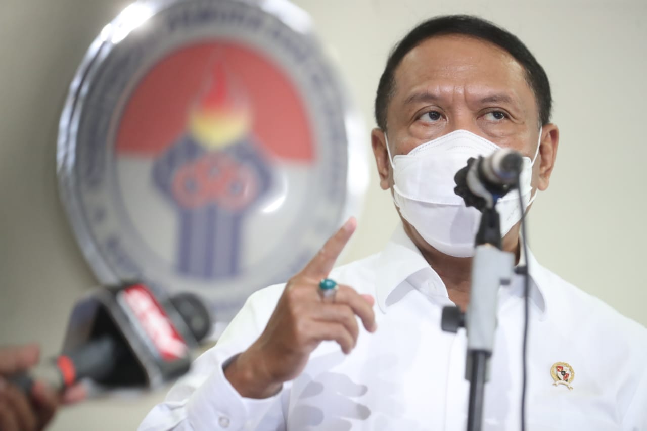 Pada pertemuan dengan Menpora Zainudin Amali, Pelaksana Tugas (Plt) Gubernur Sulawesi Selatan (Sulsel), Andi Sudirman Sulaiman menyampaikan pembangunan Stadion Mattoanging di Makassar akan tetap dilanjutkan. Stadion didesain ulang dan kapasitas penonton n