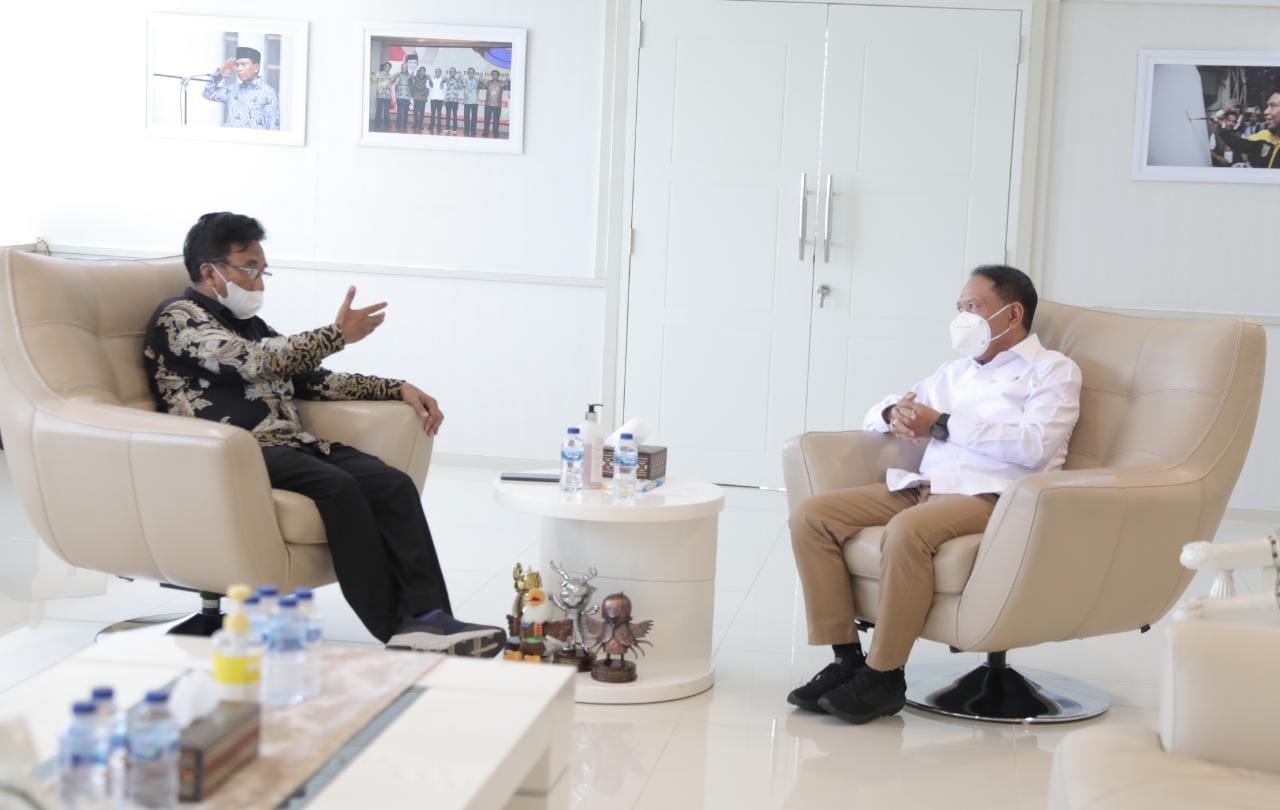 Sekretaris Jenderal (Sekjen) Korps Alumni Himpunan Mahasiswa Islam (KAHMI) Manimbang Kahariady optimis dapat mempersiapkan kader untuk bisa berperan aktif dan berkontribusi untuk bangsa dan negara. Hal tersebut disampaikan Sekjen KAHMI saat di terima Ment