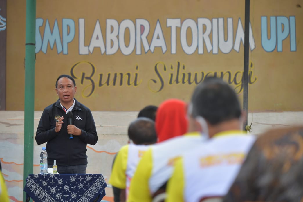 Menteri Pemuda dan Olahraga Republik Indonesia (Menpora RI) Zainudin Amali memuji peran Universitas Pendidikan Indonesia (UPI) dalam memajukan prestasi olahraga Jawa Barat. Atas kontribusinya itu, UPI diminta untuk meningkatkan kontribusinya hingga ke lev