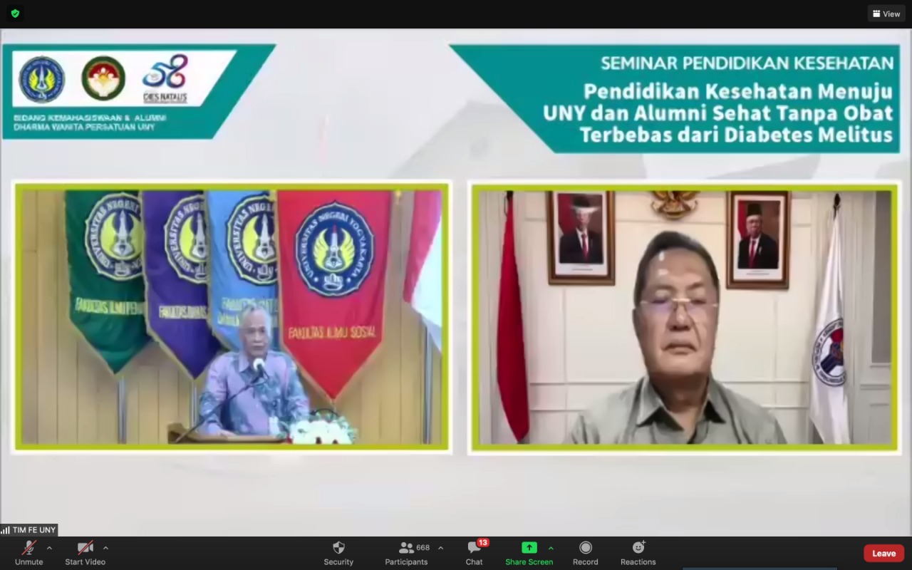 Kementerian Pemuda dan Olahraga (Kemenpora) terus mendukung langkah perguruan tinggi untuk ikut membantu generasi muda Indonesia hidup sehat dan bugar. Hal itu disampaikan oleh Plt. Sesmenpora Jonni Mardizal pada acara Seminar Nasional yang diselenggaraka