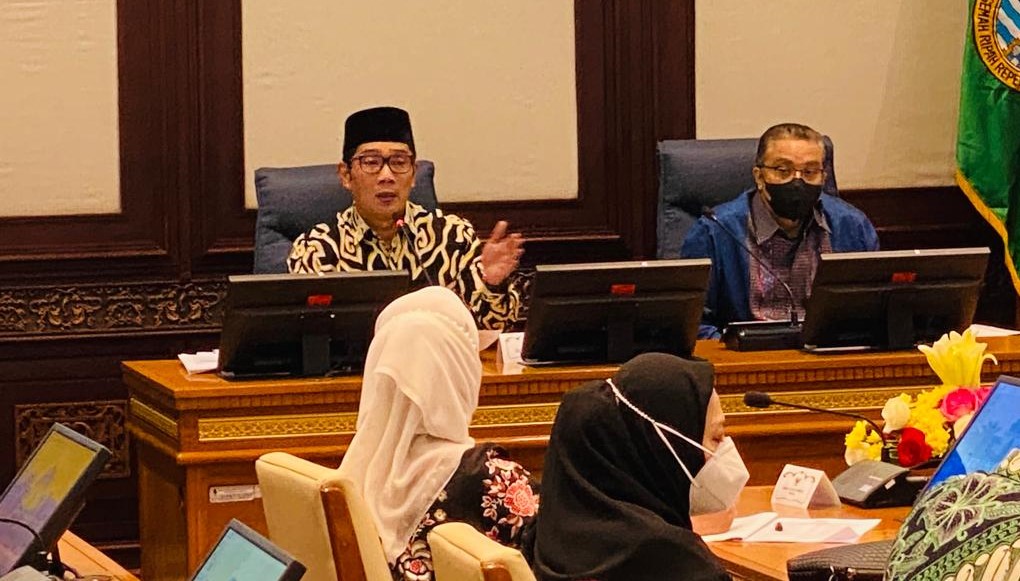 Deputi Bidang Pemberdayaan Pemuda Faisal Abdullah bersama rombongan DPR RI Komisi X melakukan kunjungan kerja (Kunker) ke Provinsi Jawa Barat. Dalam kunker tersebut, rombongan diterima langsung oleh Gubernur Provinsi Jawa Barat Ridwan Kamil beserta jajara