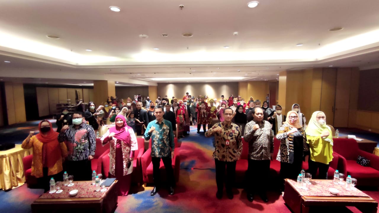 Kementerian Pemuda dan Olahraga Republik Indonesia (Kemenpora RI) akan melaksanakan  Pemilihan Pasangan Muda Inspiratif dan Berprestasi Tahun 2022.  Sebanyak 21 pasangan muda yang terpilih akan menjalani seleksi yang dilaksanakan di Jakarta yang sebelumny