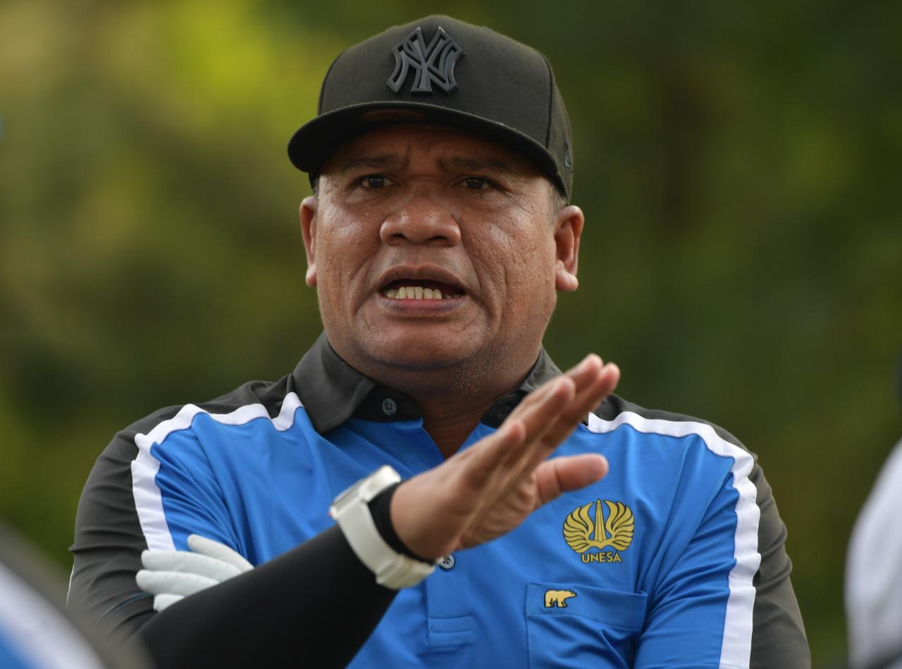 Rektor Universitas Negeri Gorontalo (UNG) Eduart Wolok, menyampaikan apresiasi yang tinggi kepada Menpora Amali, usai Kemenpora meraih opini Wajar Tanpa Pengecualian (WTP) dari BPK RI selama tiga tahun berturut-turut, selama kepemimpinan Menpora Amali. Me