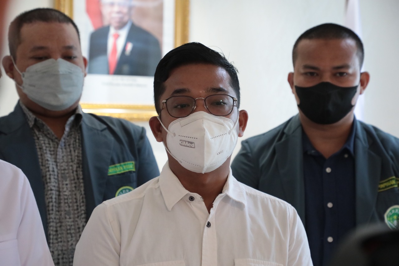 Ketua Umum Pimpinan Pusat Ikatan Pelajar Nahdlatul Ulama (PP IPNU) Aswandi Jailani, menyampaikan terima kasih kepada Menpora Amali yang selama ini ia nilai selalu memberikan dukungan dan bimbingan kepada IPNU. (foto:putra/kemenpora.go.id)