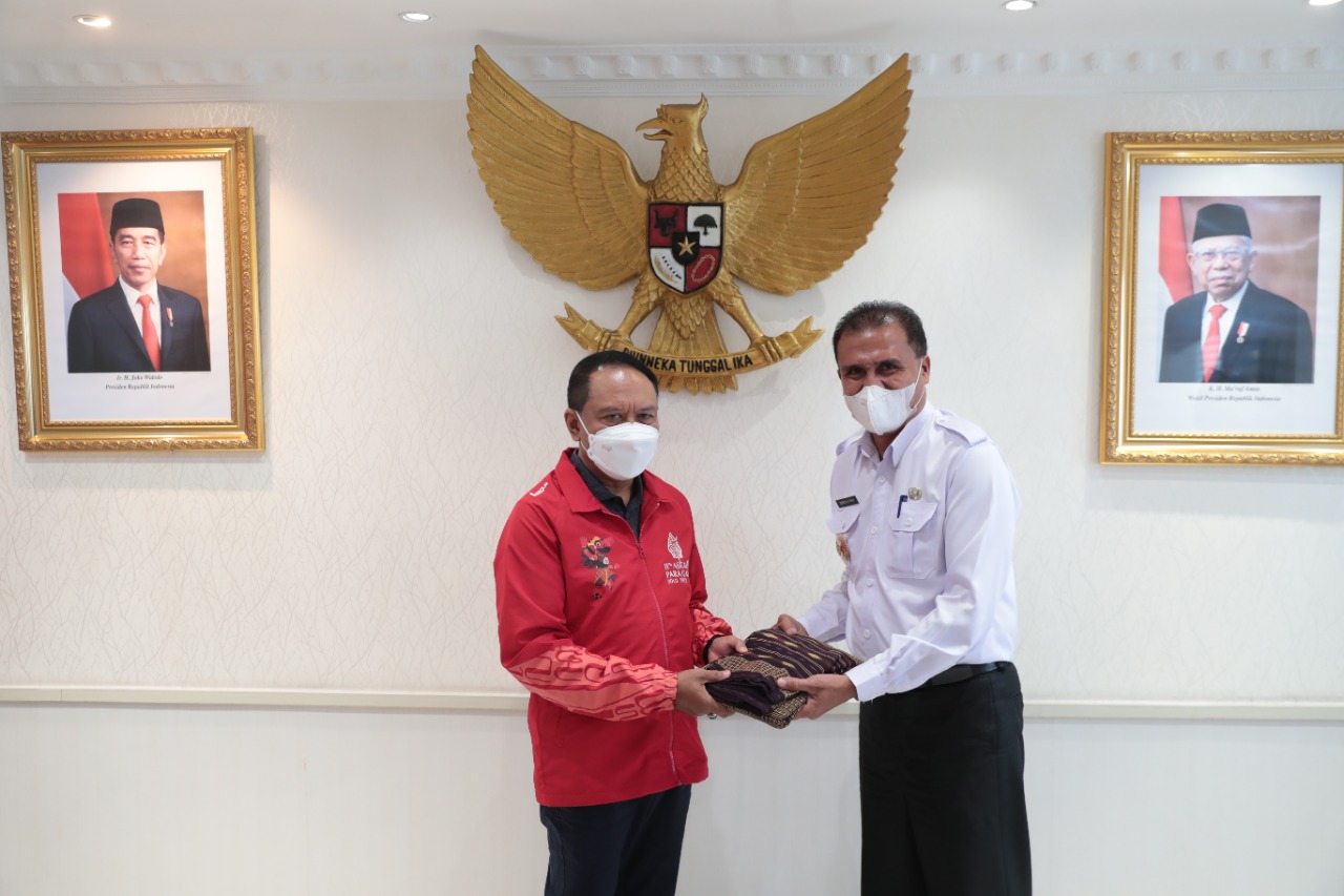 Menteri Pemuda dan Olahraga Republik Indonesia (Menpora RI) Zainudin Amali menerima audiensi Pejabat (Pj) Bupati Flores Timur, Doris Alexander Rihi, yang hadir bersama Anggota DPRD Flores Timur Yoseph Sani Bethan, Kadis PKO Felix Suban Oda dan Kadis BP4D 