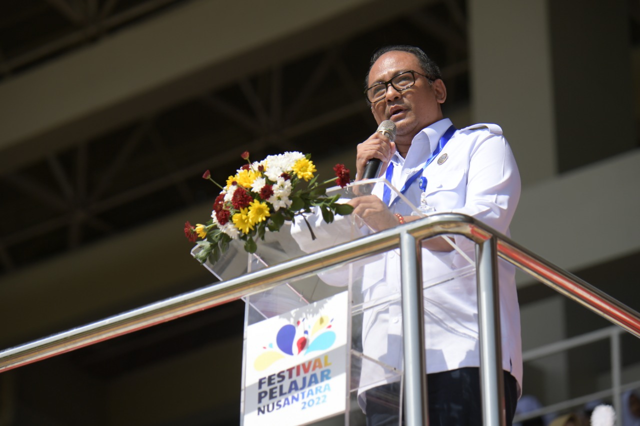 Direktur Utama Lembaga Penyiaran Publik Radio Republik Indonesia (LPP RRI) I Hendrasmo, sampaikan ungkapan terima kasih dan apresiasinya kepada Menpora Amali yang hadir dan mendukung terselenggaranya Festival Pelajar Nusantara (FPN) tahun 2022 hingga aca