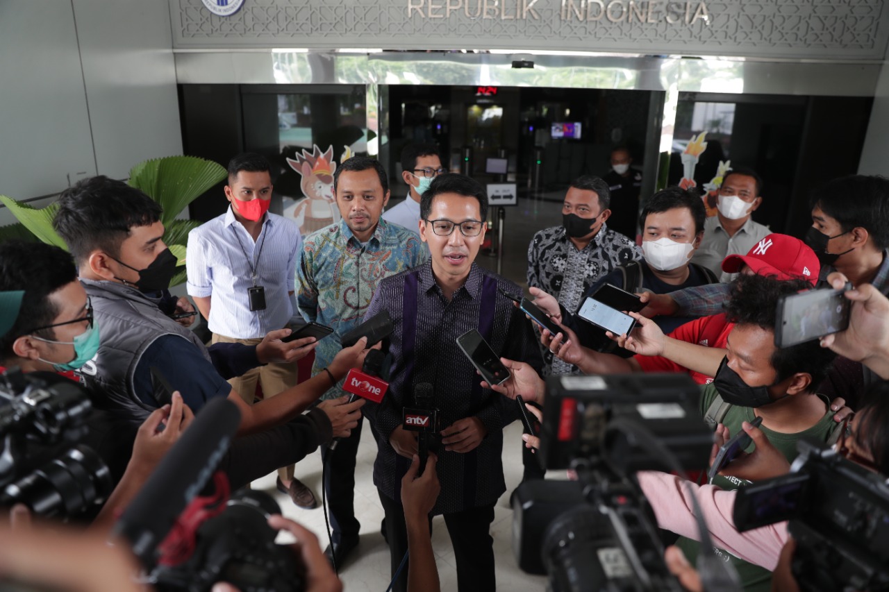 Direktur Utama Pusat Pengelolaan Komplek Gelora Bung Karno (PPKGBK), Rakhmadi Afif Kusumo, mengungkapkan bahwa penggunaan Stadion Utama Gelora Bung Karno sebagai venue penyelenggaraan Piala AFF 2022, pihaknya bersama Kemenpora akan berkoordinasi dengan FI