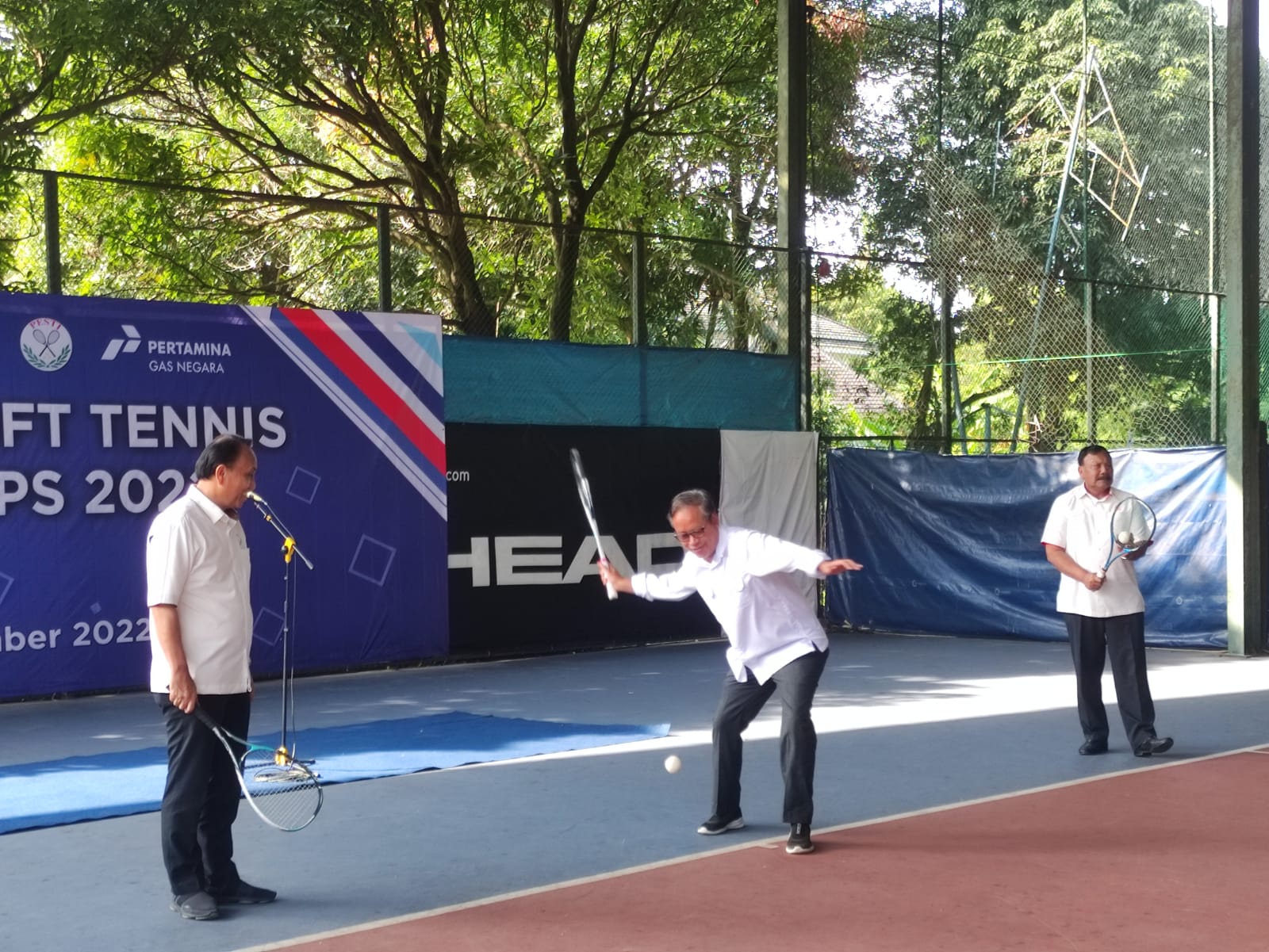 Mewakili Menteri Pemuda dan Olahraga Republik Indonesia (Menpora RI) Zainudin Amali, Deputi Pembudayaan Olahraga Kemenpora Raden Isnanta membuka kejuaraan internasional soft tenis ke-6 tahun 2022. Kemenpora ingin ajang ini sekaligus jadi persiapan tim Ind