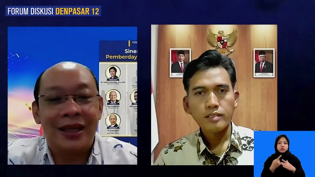 Deputi Bidang Pengembangan Pemuda Asrorun Ni'am Sholeh menjadi narasumber pada Forum Diskusi Denpasar 12 dengan tema Sinergi Strategi Pemberdayaan Pemuda 2023 melalui virtual dari Kemenpora, Rabu (18/1).(foto:putra/kemenpora.go.id)