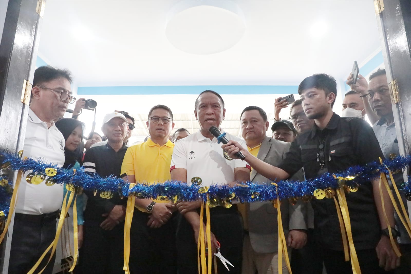 Menteri Pemuda dan Olahraga Republik Indonesia (Menpora RI) Zainudin Amali secara resmi meresmikan Pemanfaatan Stadion Gelora Pemuda Boalemo di Desa Tilamuta, Kabupaten Boalemo, Provinsi Gorontalo. Peresmian ini ditandai dengan penandatanganan prasasti, g