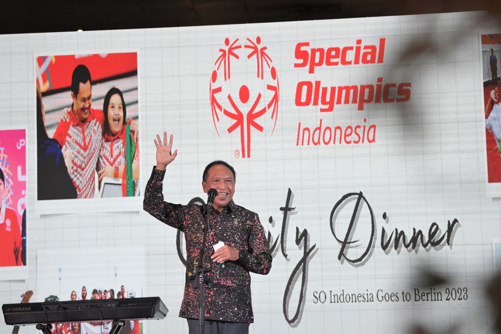 Menteri Pemuda dan Olahraga Republik Indonesia (Menpora RI) Zainudin Amali menilai, para atlet dari Special Olympics Indonesia (SOIna) adalah bagian dari olahraga kita, masyarakat Indonesia yang mampu membanggakan Merah-Putih di tingkat dunia.(foto:raiky/