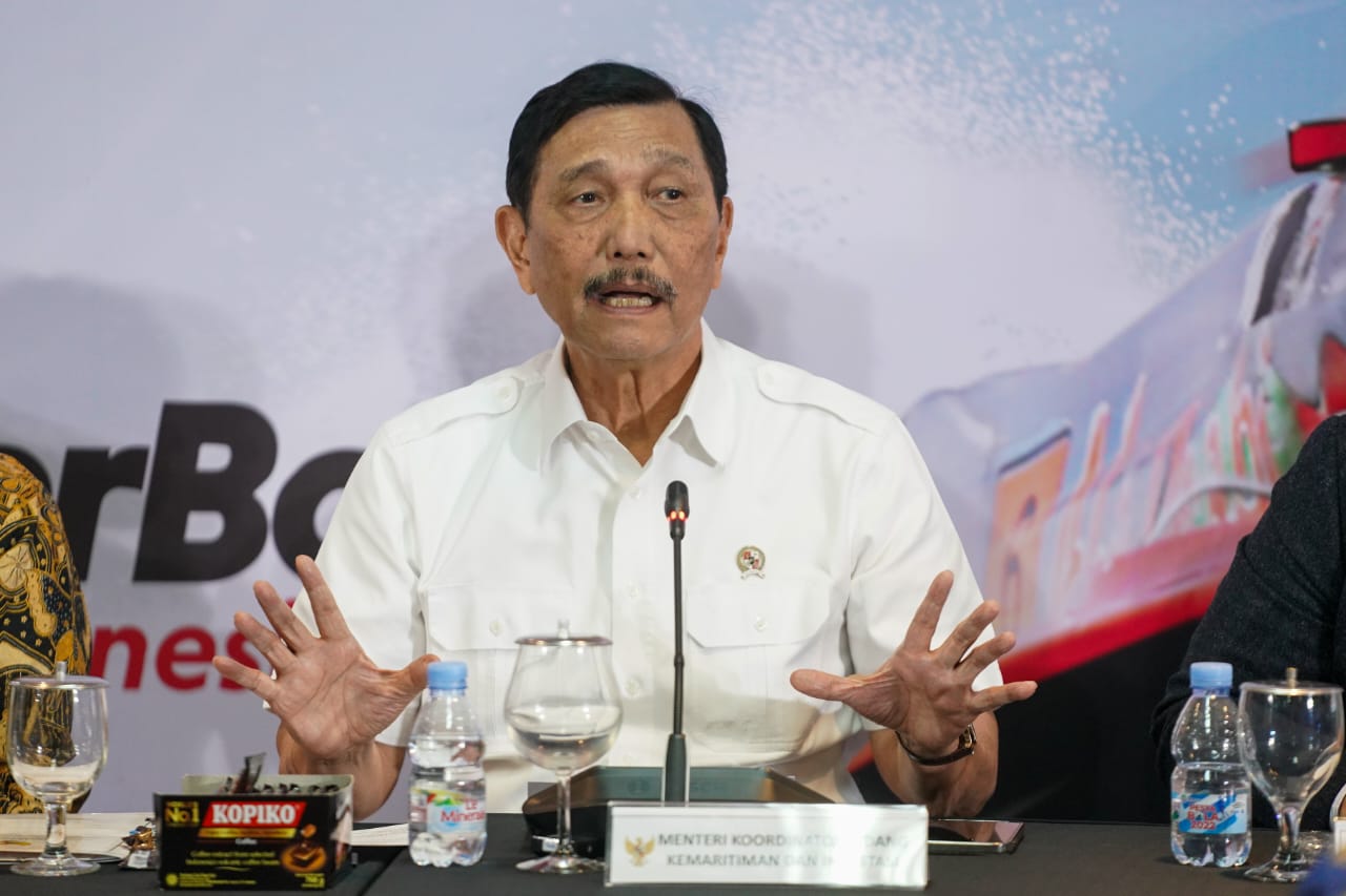 Menteri Koordinator Bidang Kemaritiman dan Investasi (Menko Marves) Luhut Binsar Pandjaitan, berharap melalui ajang F1 Powerboat Danau Toba 2023, semua elemen terkait dapat bersatu dan kompak guna menunjukkan kepada mata dunia bahwa Indonesia bisa dan heb