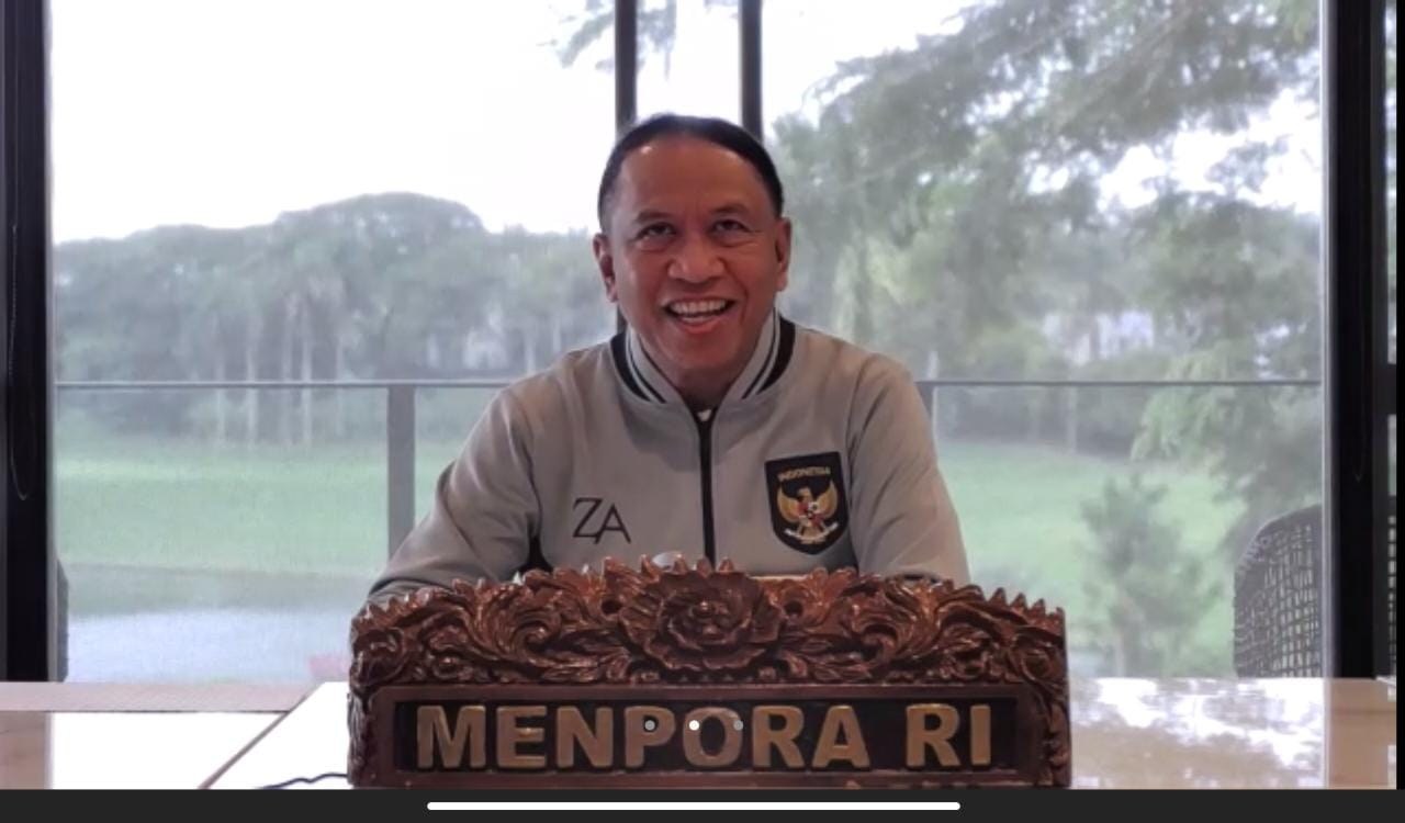 Menteri Pemuda dan Olahraga Republik Indonesia (Menpora RI) Zainudin Amali membuka Webinar yang diinisiasi oleh Pusat Inovasi Kota dan Komunitas Cerdas Institut Teknologi Badung (ITB), Minggu (12/2) siang.(foto:bagus/kemenpora.go.id)
