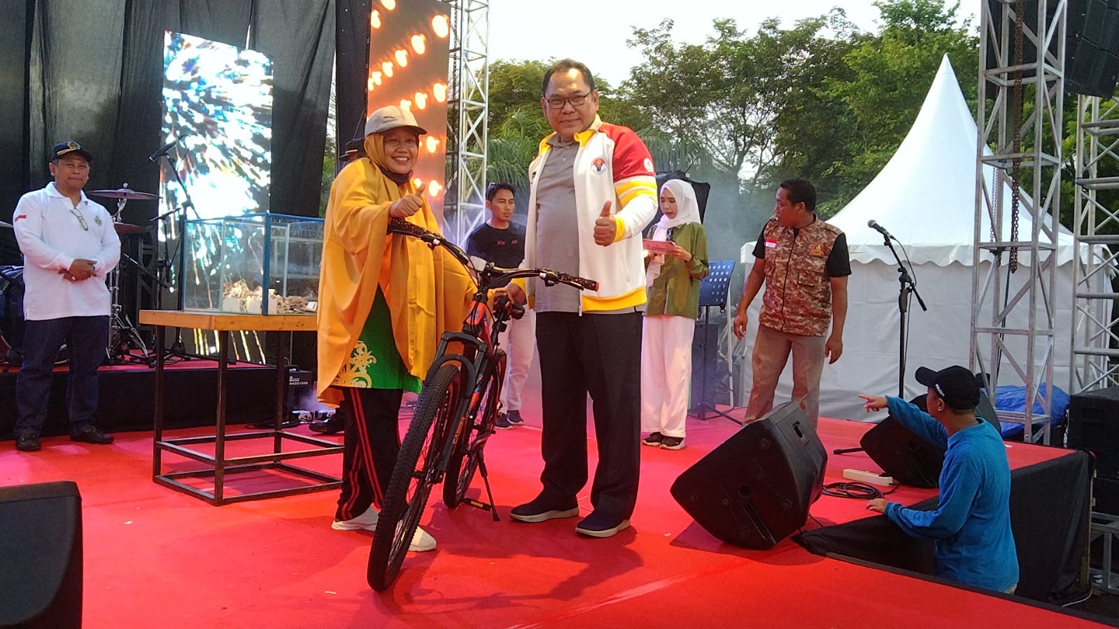 Kemenpora RI melalui Asisten Deputi Organisasi Kepemudaan Aris Subiyono membuka kegiatan gerak jalan Dalam rangka memperingati Muktamar Pemuda Muhammadiyah XVIII Tahun 2023, adapun pelaksanaan kegiatan bertempat di Balikpapan Sport and Convention Center (