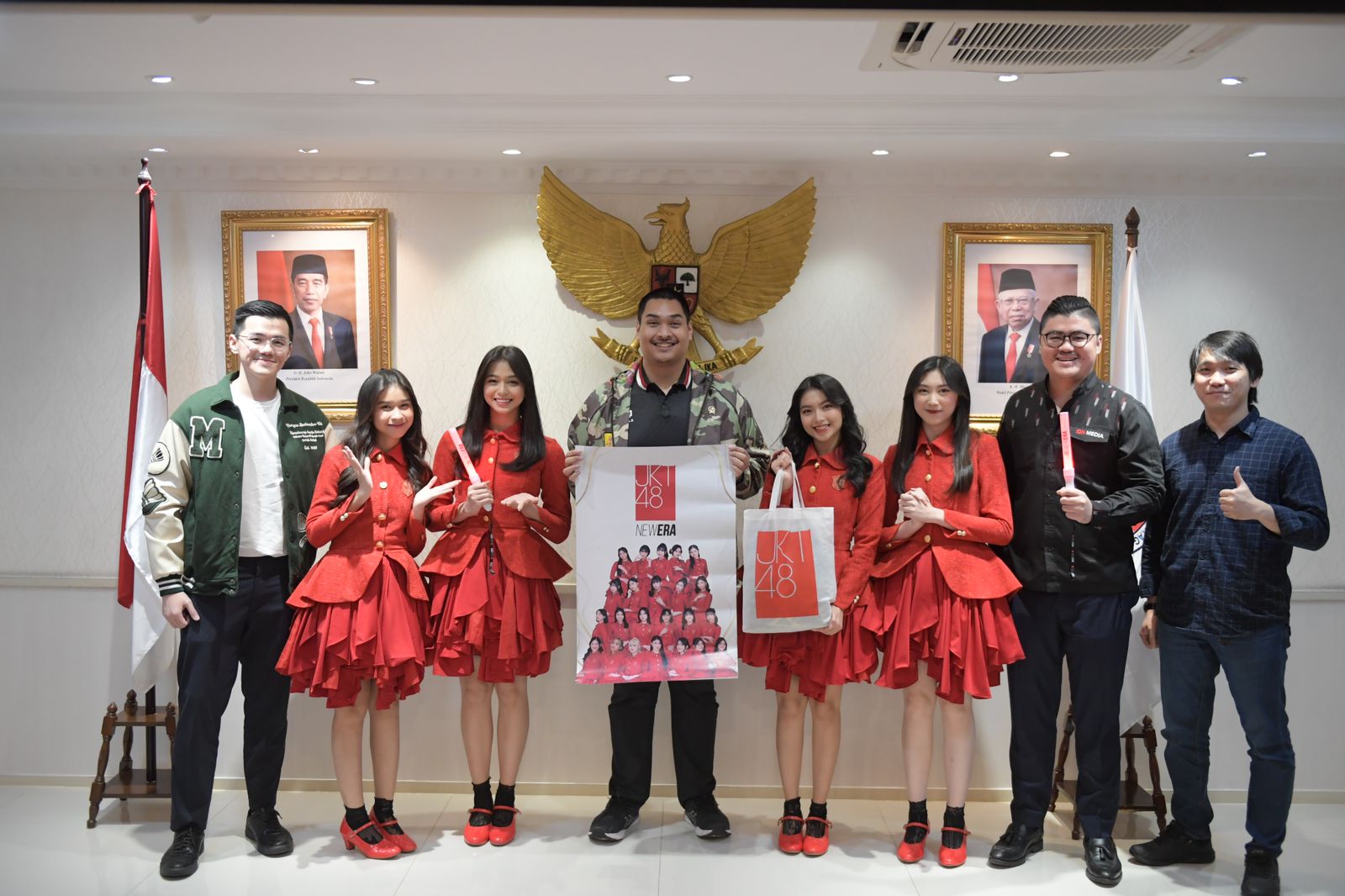 Menteri Pemuda dan Olahraga Republik Indonesia (Menpora RI) Dito Ariotedjo mengajak IDN Media dan JKT 48 untuk membuat branding Kemenpora menjadi milenial.(foto:raiky/kemenpora.go.id)