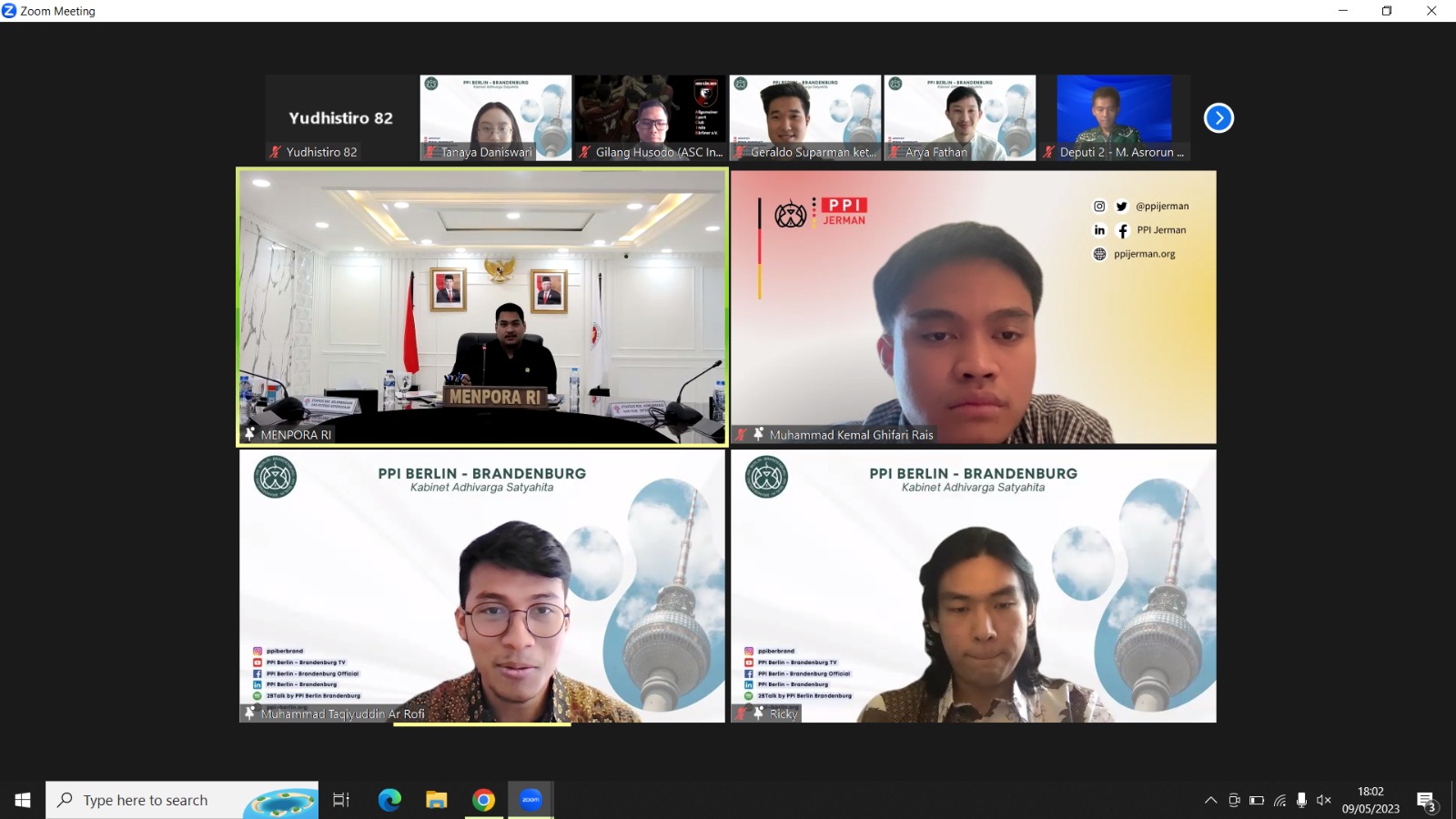 Menteri Pemuda dan Olahraga Republik Indonesia (Menpora RI) Dito Ariotedjo, menerima audiensi dari Wakil Ketua Umum II Perhimpunan Pelajar Indonesia (PPI) Jerman M. Kemal Ghifari Rais bersama Ketua Panitia Barlympics Geraldo Suparman, ASC Indo Barliner Gi