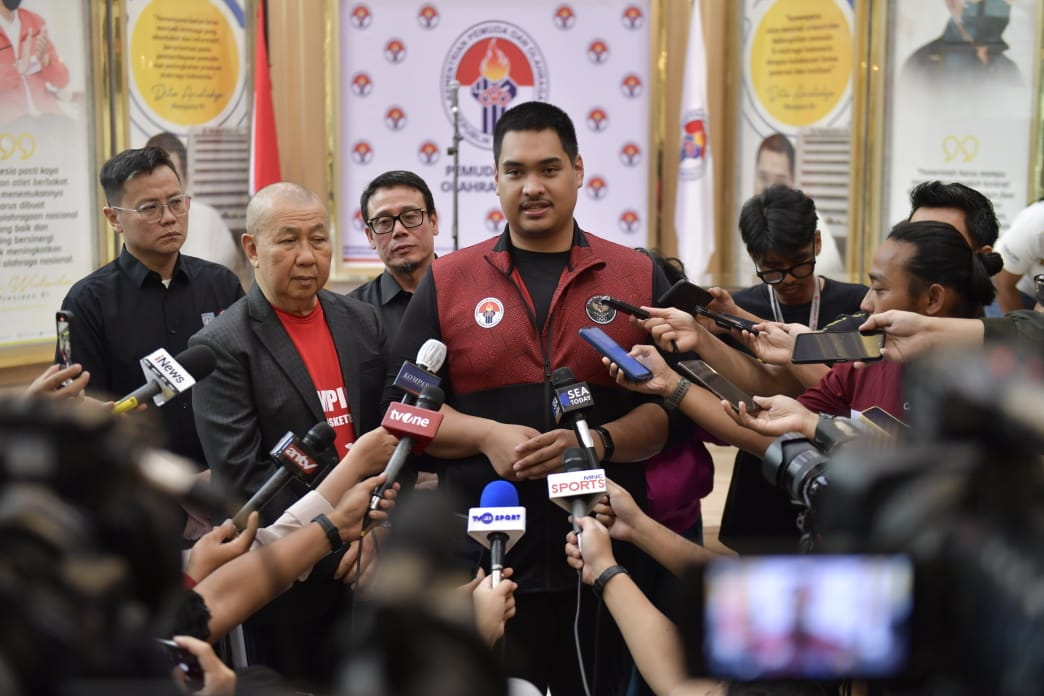 Menteri Pemuda dan Olahraga Republik Indonesia (Menpora RI) Dito Ariotedjo, meminta Pengurus Pusat Persatuan Bola Basket Seluruh Indonesia (PP PERBASI) dan Panitia Pelaksana Lokal (LOC)  mampu meraih tiga sukses, sukses prestasi, administrasi dan penyelen