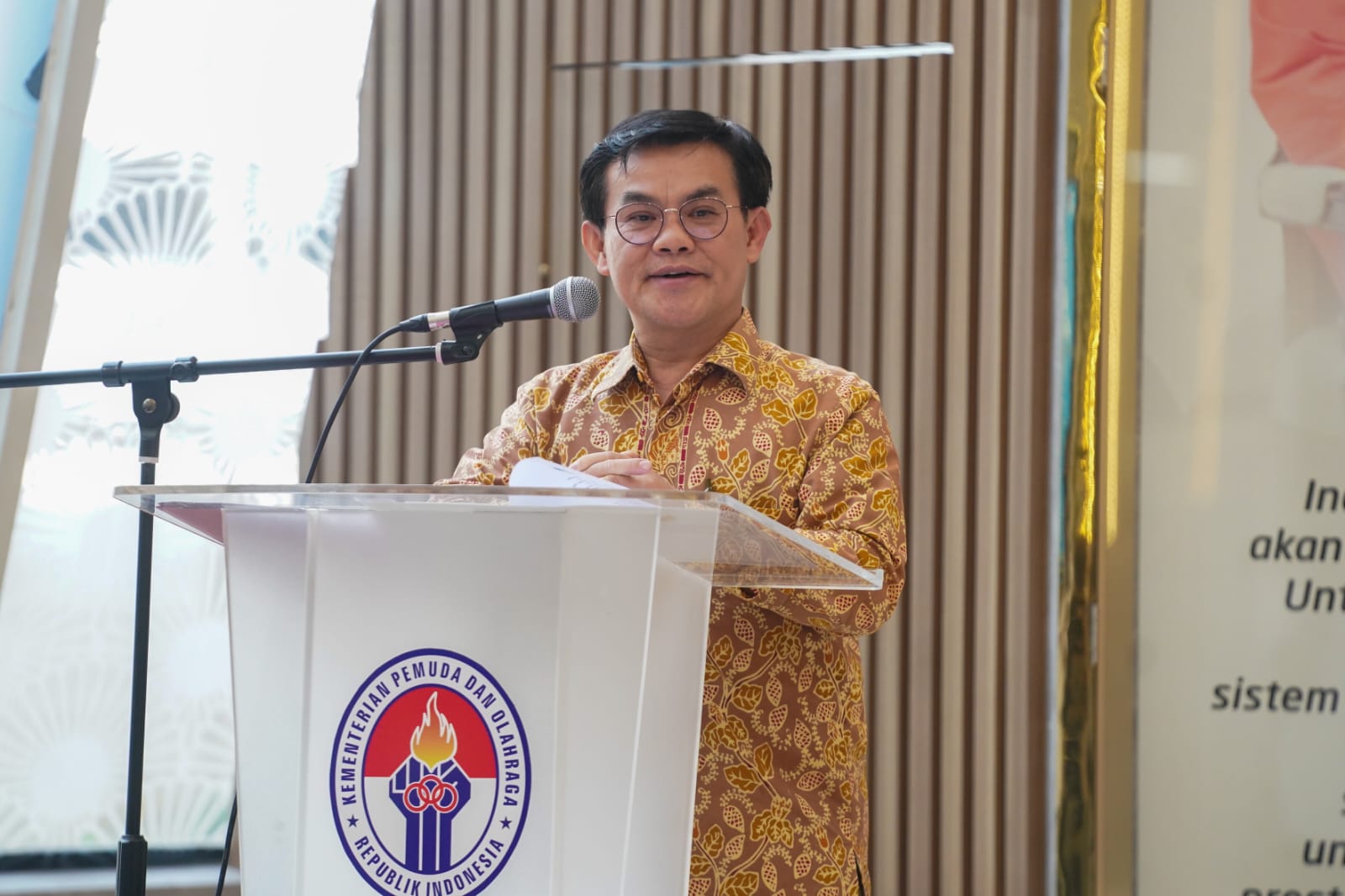 Plt. Deputi Pemberdayaan Pemuda Kemenpora Yohan mengatakan bahwa, acara Launching program Youth Mental Health Center (YMHC) untuk meningkatkan perhatian terhadap kesehatan mental generasi muda Indonesia.(foto:egan/kemenpora.go.id)