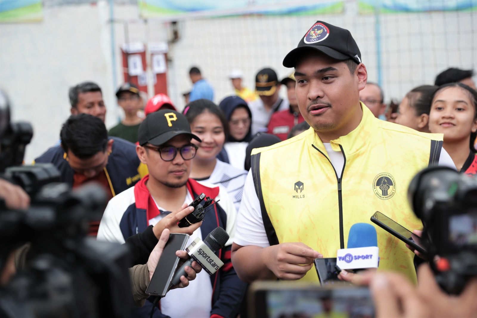 Menteri Pemuda dan Olahraga Republik Indonesia (Menpora RI) Dito Ariotedjo berharap Kota Tangerang Selatan (Tangsel) mampu menjadi role model pelaksanaan Kejuaraan Antar Kampung (Tarkam) Kemenpora 2023. (foto:raiky/kemenpora.go.id)