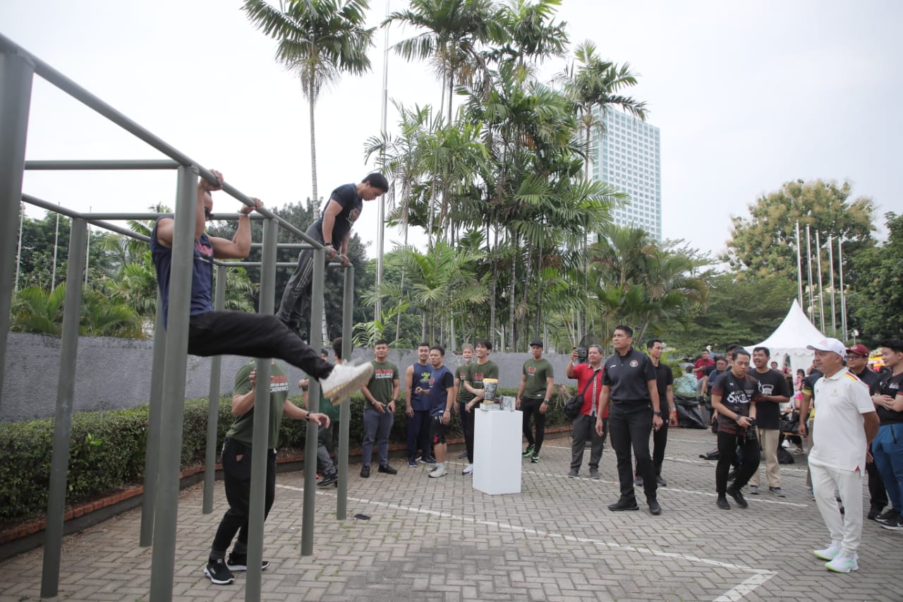 Kementerian Pemuda dan Olahraga Republik Indonesia (Kemenpora RI) memberikan apresiasi atas langkah dari Muscle First untuk mengajak masyarakat berolaraga. Hal ini bertujuan agar bisa mewujudkan Indonesia bugar 2045. (foto:yayan/kemenpora.go.id)