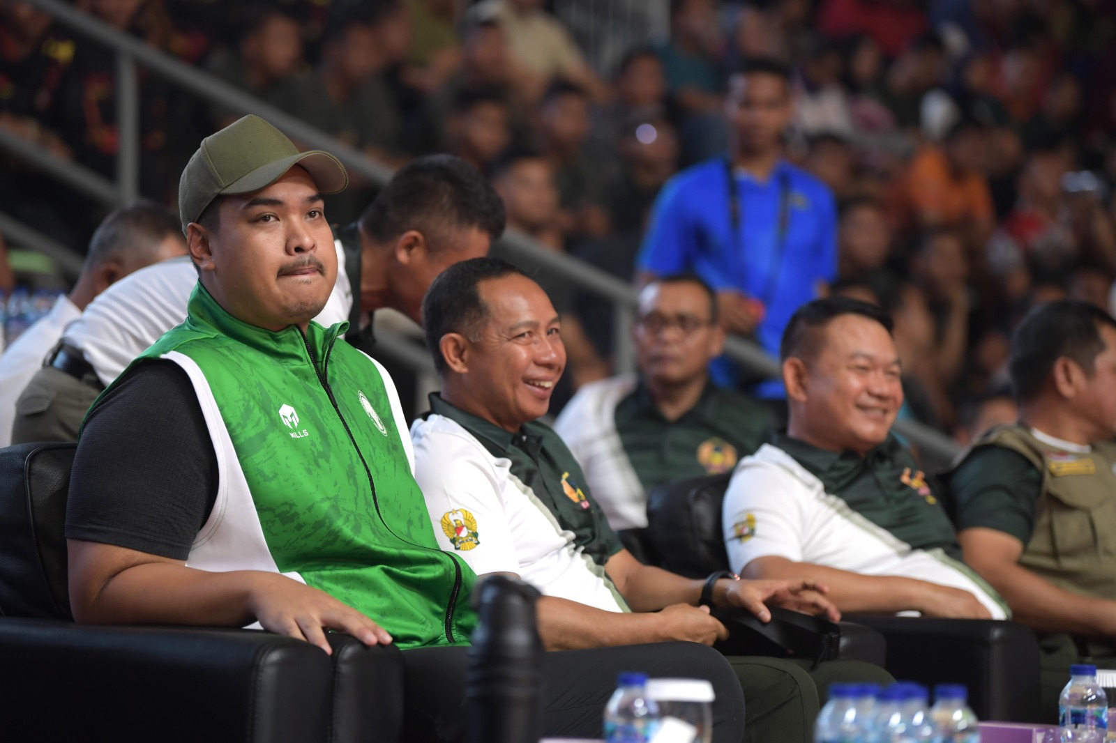 Menteri Pemuda dan Olahraga Republik Indonesia (Menpora RI) Dito Ariotedjo menghadiri pembukaan Kejuaraan Khusus TNI-Polri dan Kejuaraan Nasional (Kejurnas) Judo Kasad Cup XIV 2023, Sabtu (7/10) pagi. Bertempat di Hall Basket Senayan, Jakarta, kejuaraan i