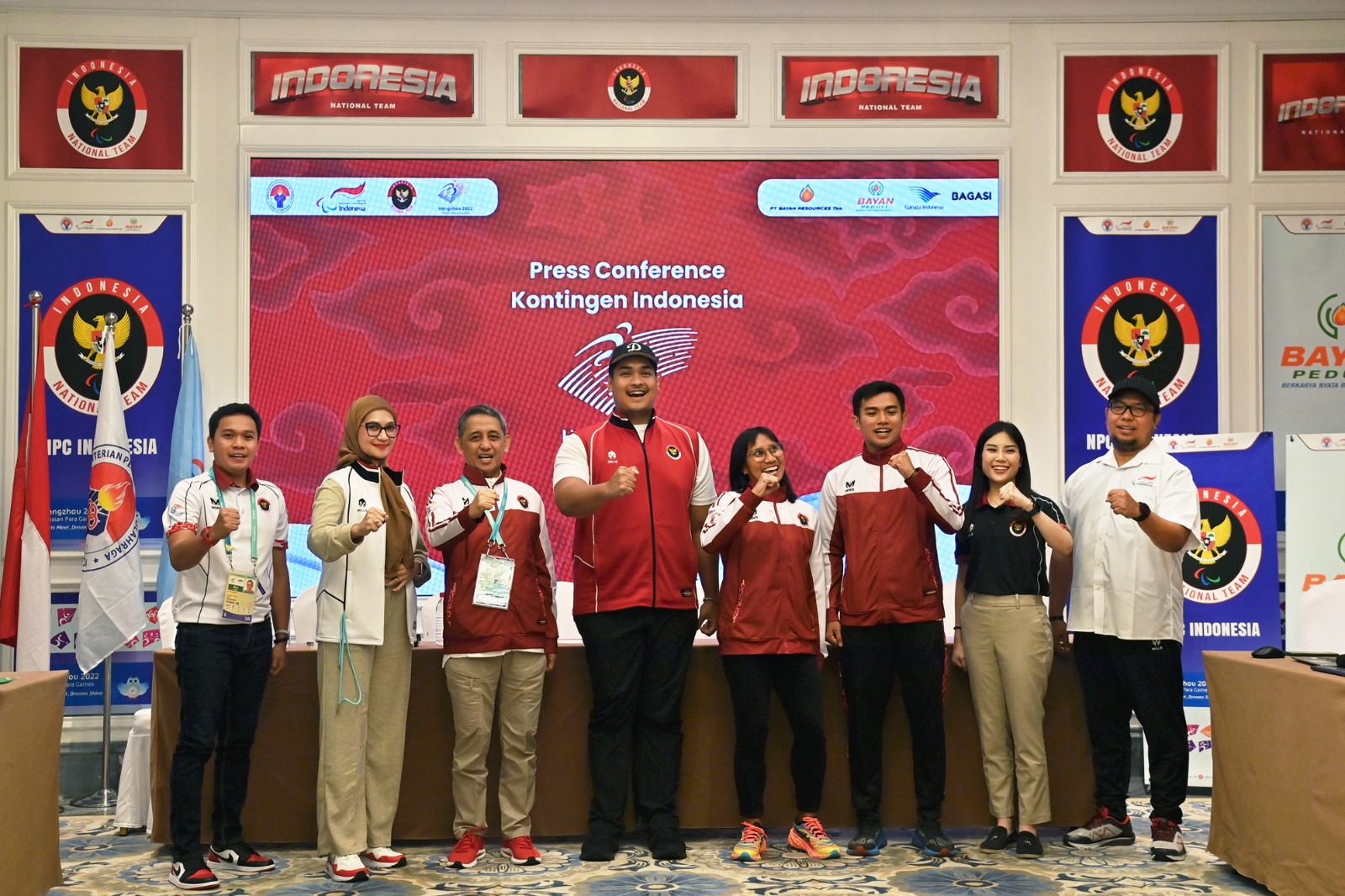 Selama perhelatan Asian Para Games 2022 Hangzhou yang sudah berjalan tiga hari sejak pembukaan Minggu (22/10) lalu, Menteri Pemuda dan Olahraga Republik Indonesia (Menpora RI), Dito Ariotedjo terus memberi dukungan langsung kepada kontingen Indonesia di H