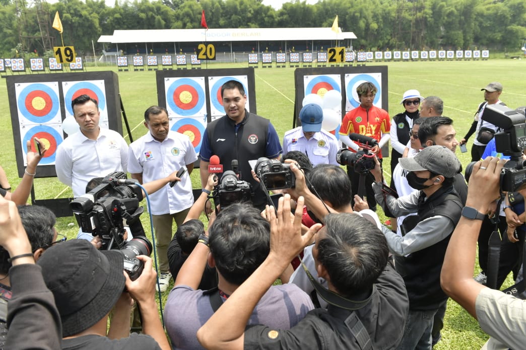 Menteri Pemuda dan Olahraga Republik Indonesia (Menpora RI) Dito Ariotedjo meminta kepada pengurus Persatuan Panahan Indonesia (Perpani) untuk menyiapkan target dan mental atlet untuk menuju event olahraga dunia. Khususnya dalam persiapan menuju Olimpiad