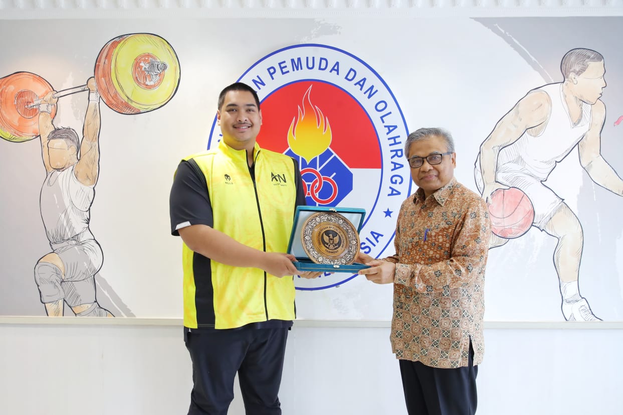 Menteri Pemuda dan Olahraga Republik Indonesia (Menpora RI) Dito Ariotedjo menegaskan dukungan untuk pengembangan olahraga pencak silat di Uzbekistan. Hal ini disampaikan Menpora saat menerima audiensi Duta Besar (Dubes) RI untuk Uzbekistan, Sunaryo Karta