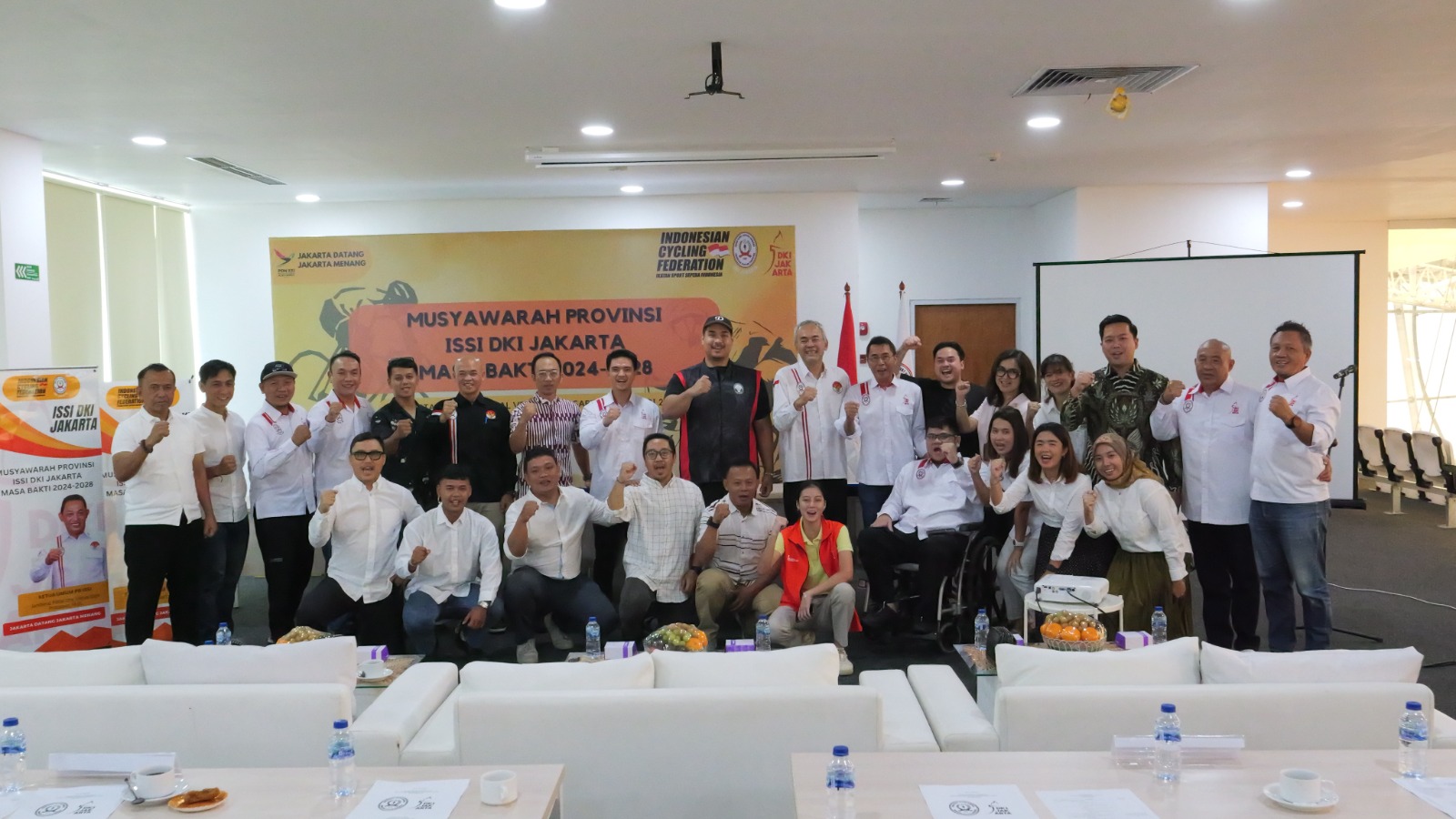 Menteri Pemuda dan Olahraga Republik Indonesia (Menpora RI) Dito Ariotedjo yang juga selaku Dewan Penasehat ISSI DKI Jakarta menghadiri Musyawarah Provinsi (Musprov) Ikatan Sport Sepeda Indonesia (ISSI) di Ruang VIP Lantai 4 Jakarta International Velodrom