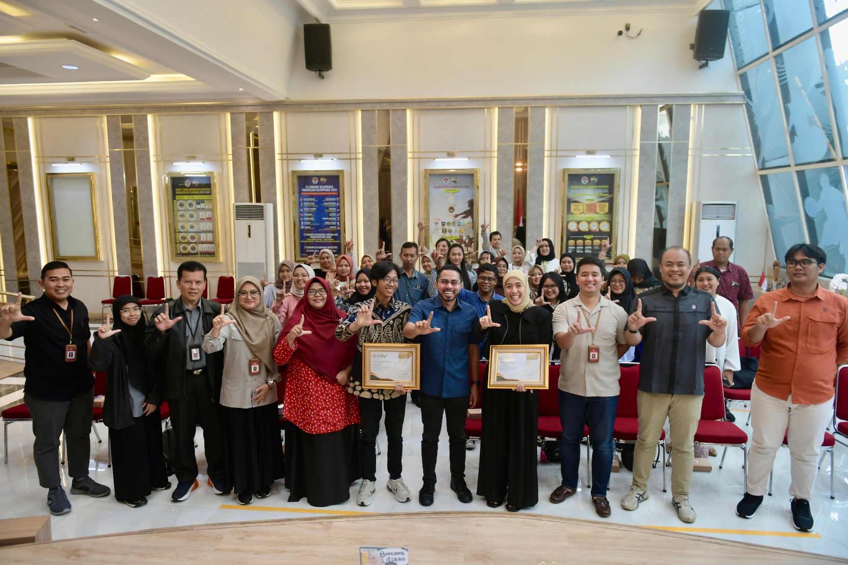 Perpustakaan Pungkas Tri Baruno (PTB) Kementerian Pemuda dan Olahraga (Kemenpora) RI kembali menggelar Bincang Literasi, Selasa (9/7) pagi. Bertempat di Media Center Kemenpora RI, Jalan Gerbang Pemuda Nomor 3 Senayan, Bincang Literasi kali ini mengangkat