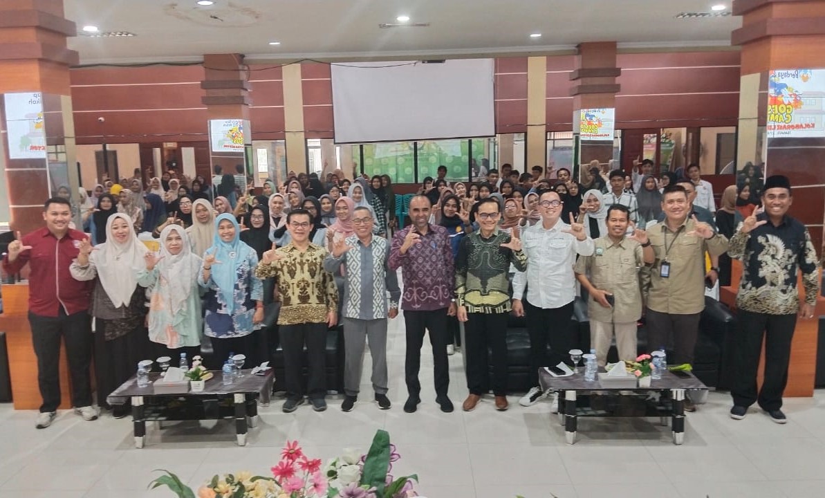 Program Kementerian Pemuda dan Olahraga Republik Indonesia (Kemenpora RI) Keluarga Muda Berdaya yang bekerjasama dengan program Badan Kependudukan dan Keluarga Berencana Nasional, Siap Nikah Goes to Campus hadir di Universitas Khairun (Unkhair) Kota Terna