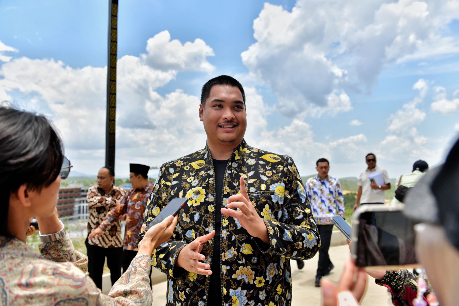 Ramai pemberitaan perihal venue Pekan Olahraga Nasional (PON) XXI Aceh-Sumut yang dianggap tidak layak. Hal ini menjadi perhatian Menteri Pemuda dan Olahraga (Menpora) RI Dito Ariotedjo.(foto:andre/kemenpora.go.id)