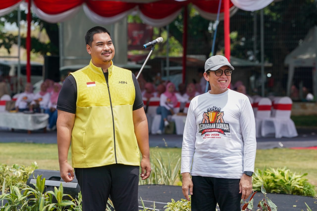 Penjabat (Pj) Bupati Bojonegoro Adriyanto, menyampaikan apresiasinya kepada Menpora Dito yang telah menginisiasi Kejuaraan Antar Kampung (Tarkam) dan Komunitas Fest sekaligus dilaksanakan di Kabupaten Bojonegoro, Provinsi Jawa Timur.(foto:egan/kemenpora.g