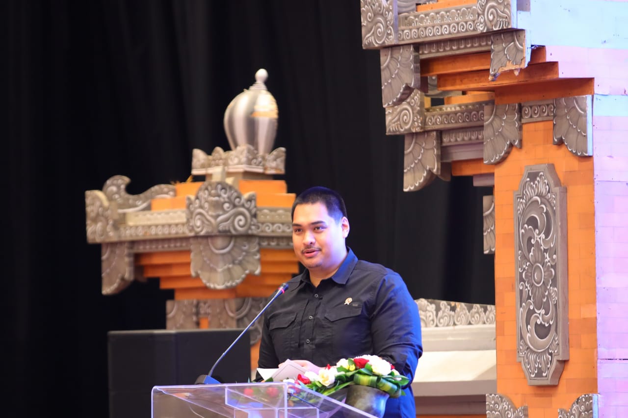 Menteri Pemuda dan Olahraga Republik Indonesia (Menpora RI) Dito Ariotedjo menyebut Indonesia mendapat tawaran untuk menjadi tuan rumah Olimpiade 2036 mendatang. Jakarta dan Bali menjadi opsi untuk lokasi penyelenggaraannya.(foto:herry/kemenpora.go.id)