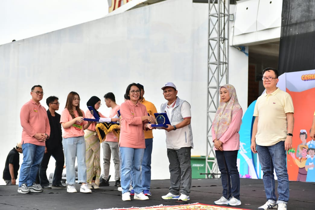 Kementerian Pemuda dan Olahraga (Kemenpora) RI memperoleh penghargaan sebagai kementerian/lembaga dengan layanan kesehatan jiwa terbaik dari Kementerian Kesehatan (Kemenkes) RI. Penghargaan ini diberikan dalam acara Puncak Hari Kesehatan Jiwa Sedunia (HKJ