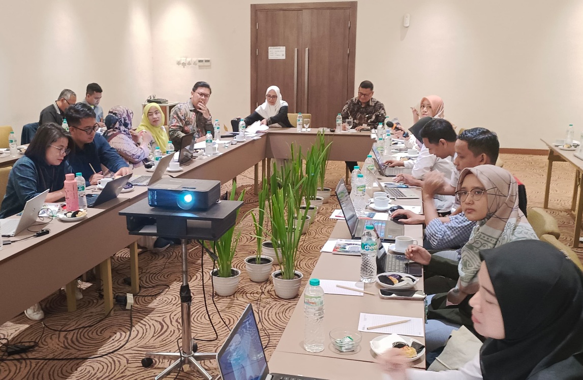 Kementerian Pemuda dan Olahraga Republik Indonesia (Kemenpora RI) melalui Biro Hukum dan Kerja Sama melakukan Rapat Pleno Harmonisasi Penyusunan Rancangan Peraturan Presiden (Perpres) tentang Pemberian Penghargaan Olahraga di Hotel AOne Jakarta, Rabu (9/1