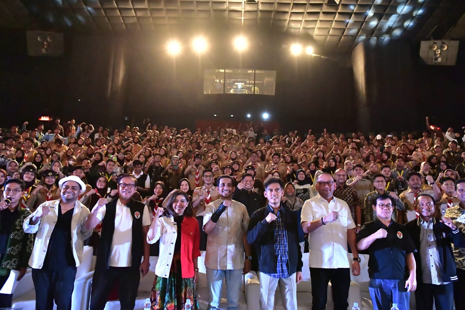 Dalam rangka memperingati Hari Sumpah Pemuda ke-96, Kementerian Pemuda dan Olahraga Republik Indonesia (Kemenpora RI) menyelenggarakan Kemah Organisasi Pemuda Indonesia (KOPI) 2024 di Teater Keong Emas, Taman Mini Indonesia Indah (TMII), Minggu (27/10) ma
