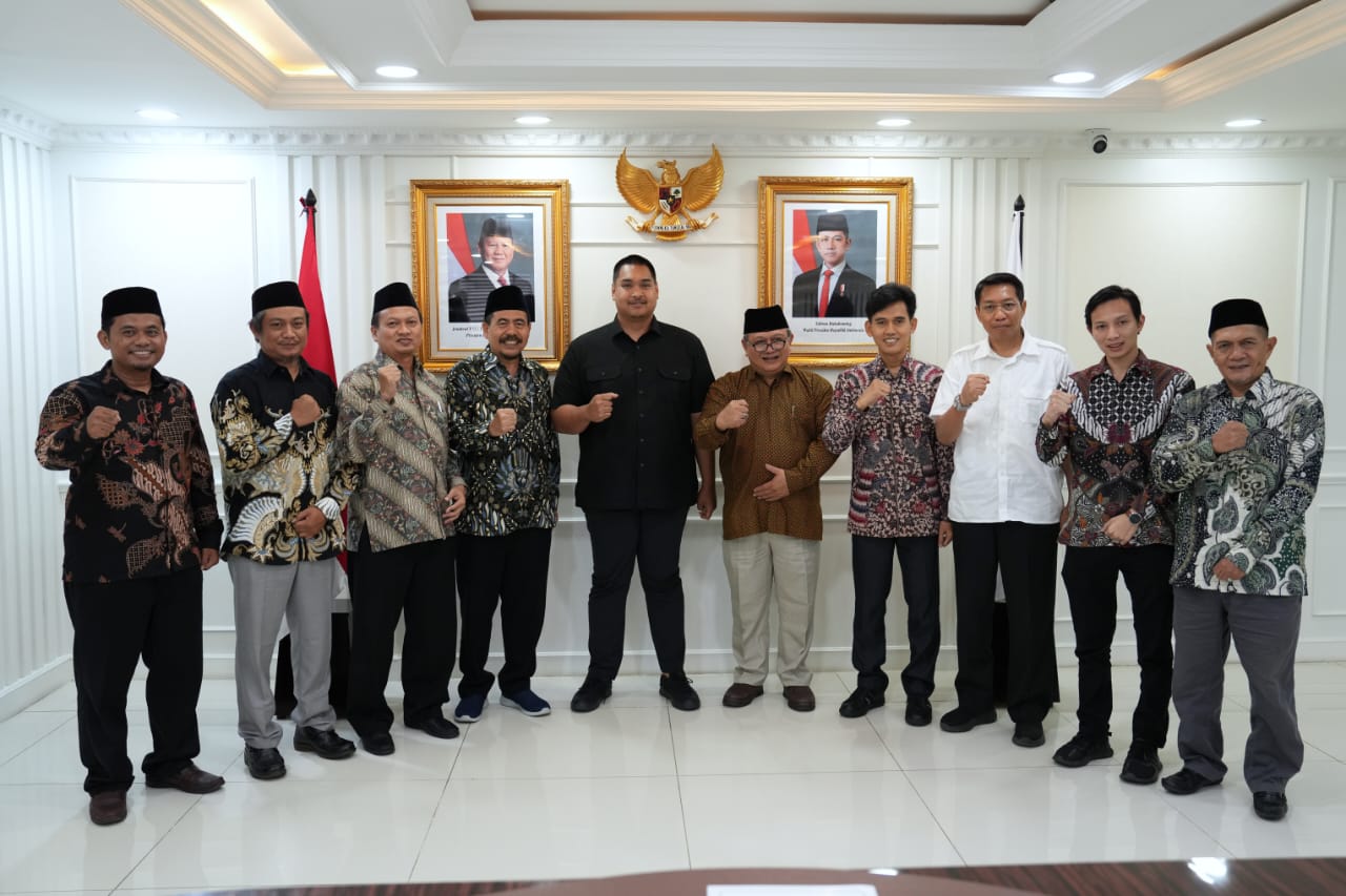 Menteri Pemuda dan Olahraga Republik Indonesia (Menpora RI), Dito Ariotedjo, menyambut baik rencana penyelenggaraan World Muslim Scout Jamboree (WMSJ) 2025 saat menerima audiensi panitia pelaksana acara tersebut di Kantor Kemenpora, Kamis (5/12).(foto:her