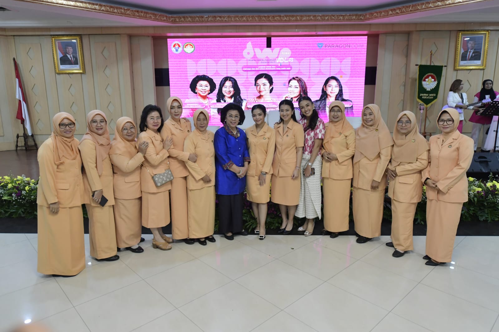 Masih dalam peringatan Hari Ulang Tahun Dharma Wanita Persatuan (HUT DWP) ke-25 dan Hari Ibu ke-96 Tahun 2024, Dharma Wanita Persatuan Kementerian Pemuda dan Olahraga (DWP Kemenpora) menggelar acara talkshow di Wisma Kemenpora, Senayan, Jakarta, Rabu (18/