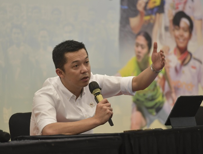 Wakil Menteri Pemuda dan Olahraga (Wamenpora) Taufik Hidayat selaku Wakil Ketua Umum (Waketum) I Pengurus Pusat Persatuan Bulutangkis Seluruh Indonesia (PP PBSI), mengumumkan Susunan Pelatih Teknis hasil Rekrutmen Terbuka pada 3 Desember 2024 lalu. Kepeng