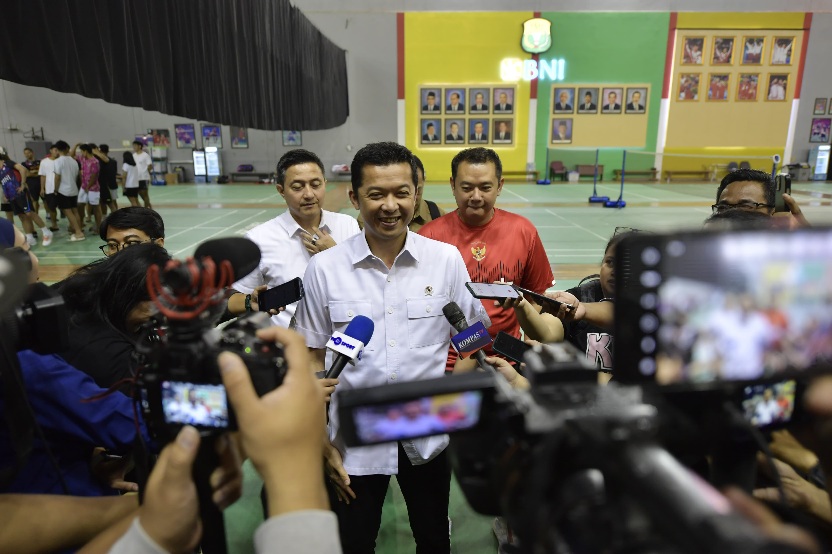 Wakil Menteri Pemuda dan Olahraga Taufik Hidayat menegaskan bahwa tidak ada pelatihan nasional (pelatnas) yang dibubarkan terkait adanya efisiensi anggaran di Kementerian Pemuda dan Olahraga Republik Indonesia (Kemenpora RI). (foto:bagus/kemenpora.go.id)