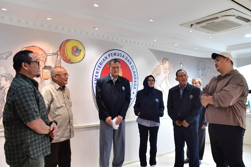 Menteri Pemuda dan Olahraga Republik Indonesia (Menpora RI) Dito Ariotedjo menegaskan komitmen pemerintah dalam mendukung pembinaan atlet dan peningkatan prestasi olahraga dayung Indonesia. (foto:Andre/kemenpora.go.id)