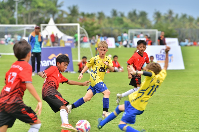 Menteri Pemuda dan Olahraga Republik Indonesia (Menpora RI) Dito Ariotedjo, menilai penyelenggaraan Bali 7s Youth International Tournament 2025 di Bali United Training Center, Gianyar menjadi kolaborasi solid pemerintah dan federasi dalam menunjang jam te