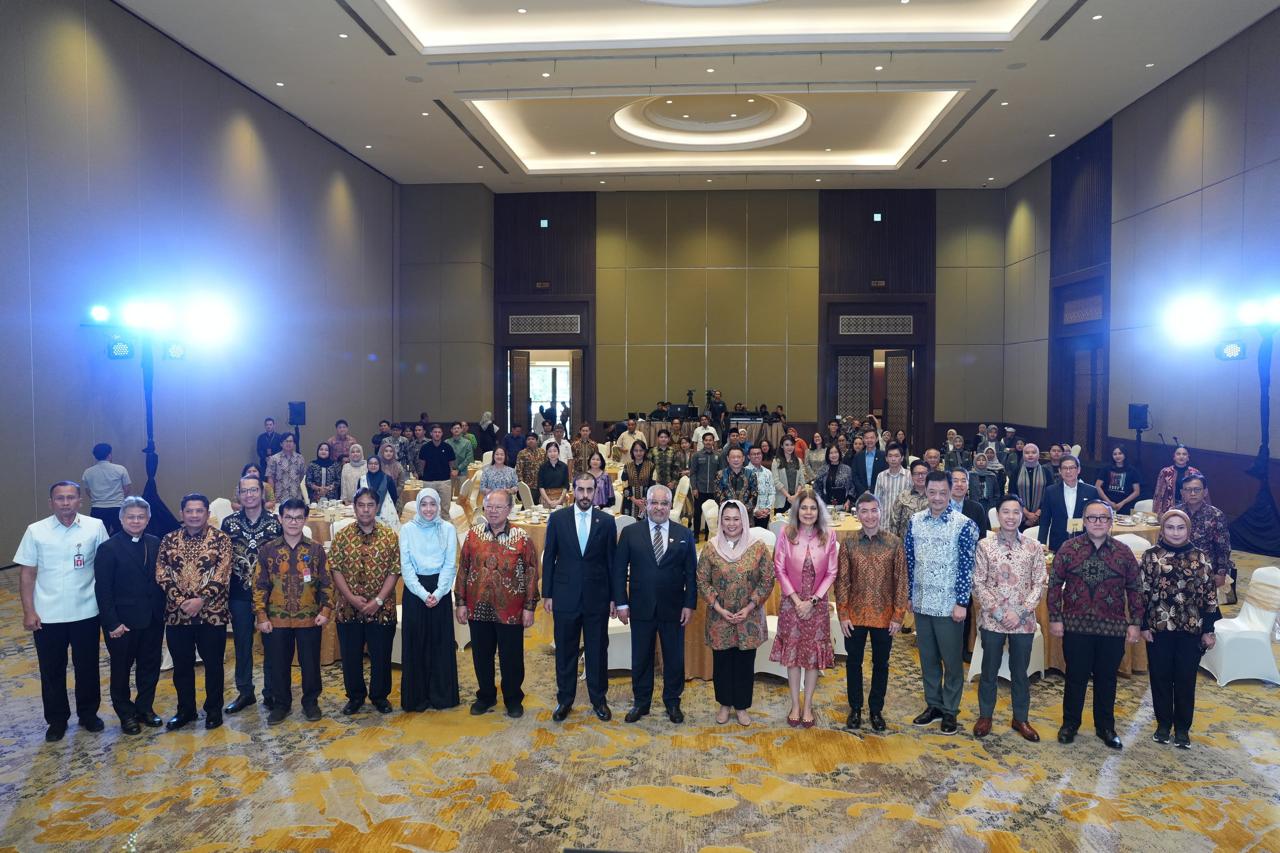 Kementerian Pemuda dan Olahraga Republik Indonesia (Kemenpora RI) berharap peluncuran program Harmony in Action dapat mengajak pemuda Indonesia cinta tanah air dan keberagaman didalamnya menuju Indonesia Emas 2045.(foto:herry/kemenpora.go.id)