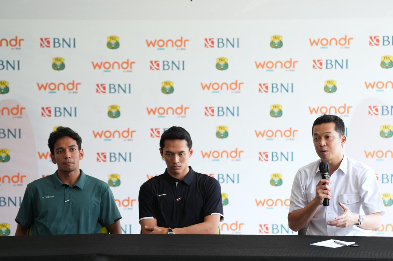 Wakil Menteri Pemuda dan Olahraga Republik Indonesia (Wamenpora RI) Taufik Hidayat, mendukung yang terbaik bagi pemain tunggal putra bulutangkis Indonesia Jonathan Christie dan Chico Aura Dwi Wardoyo, yang memutuskan untuk melanjutkan karier bulutangkisny