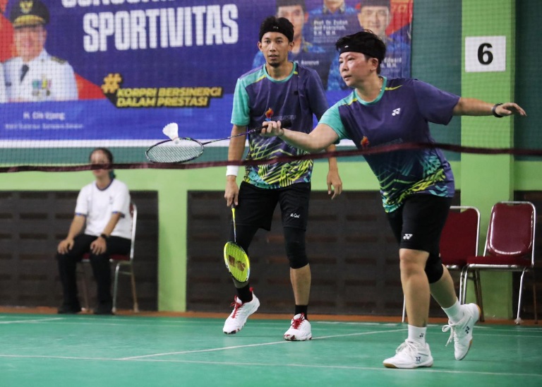 Kontingen Kementerian Pemuda dan Olahraga (Kemenpora) berhasil keluar sebagai juara umum setelah mengantongi total mengantongi total 7 medali yang terdiri dari 3 emas, 3 perak, dan 1 perunggu di cabang olahraga bulutangkis dalam ajang Pekan Olahraga Nasio